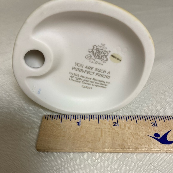 Vintage PRECIOUS MOMENT Such Pur-fect Friend Porcelain Figurine 1992 Collectible - Picture 9 of 11